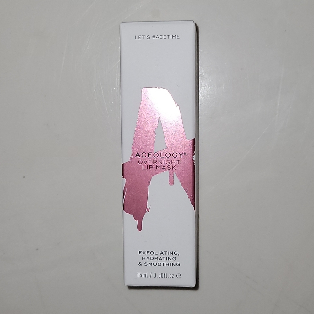 Lip mask